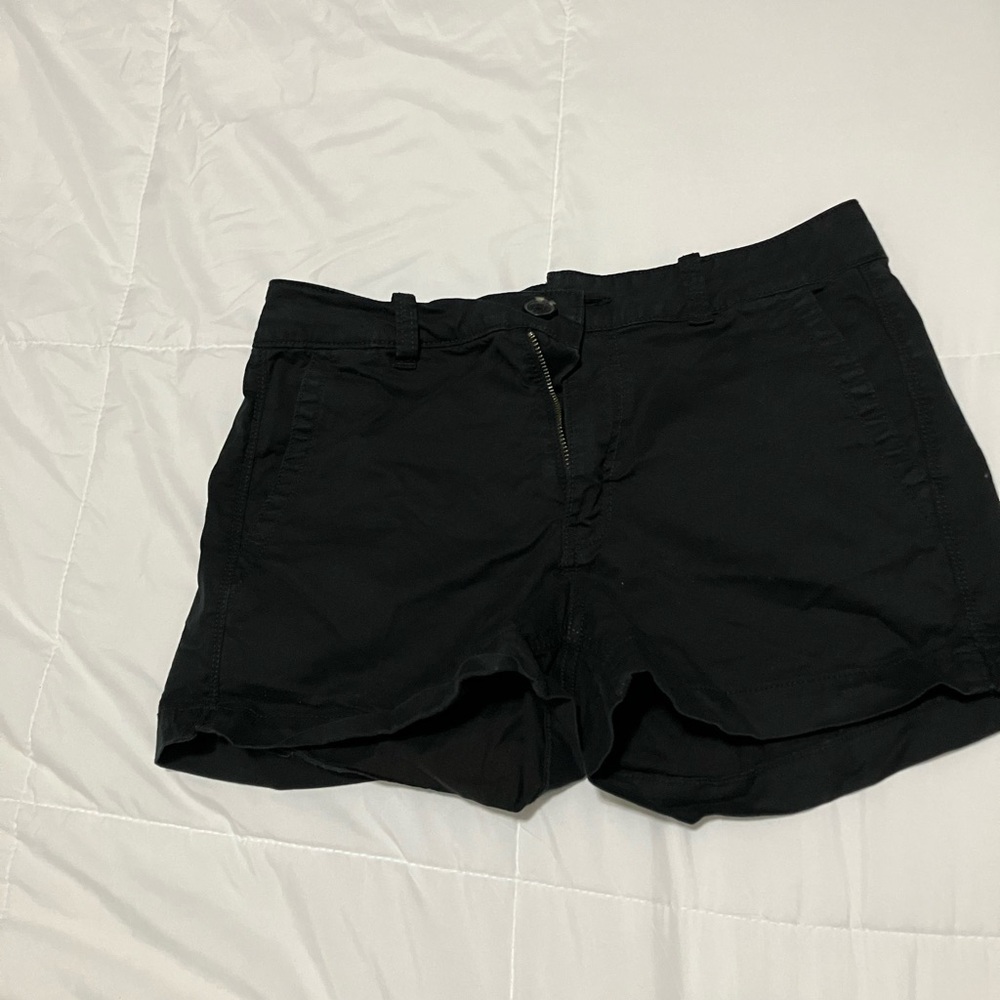 American Eagle Size 4 Black Shorts